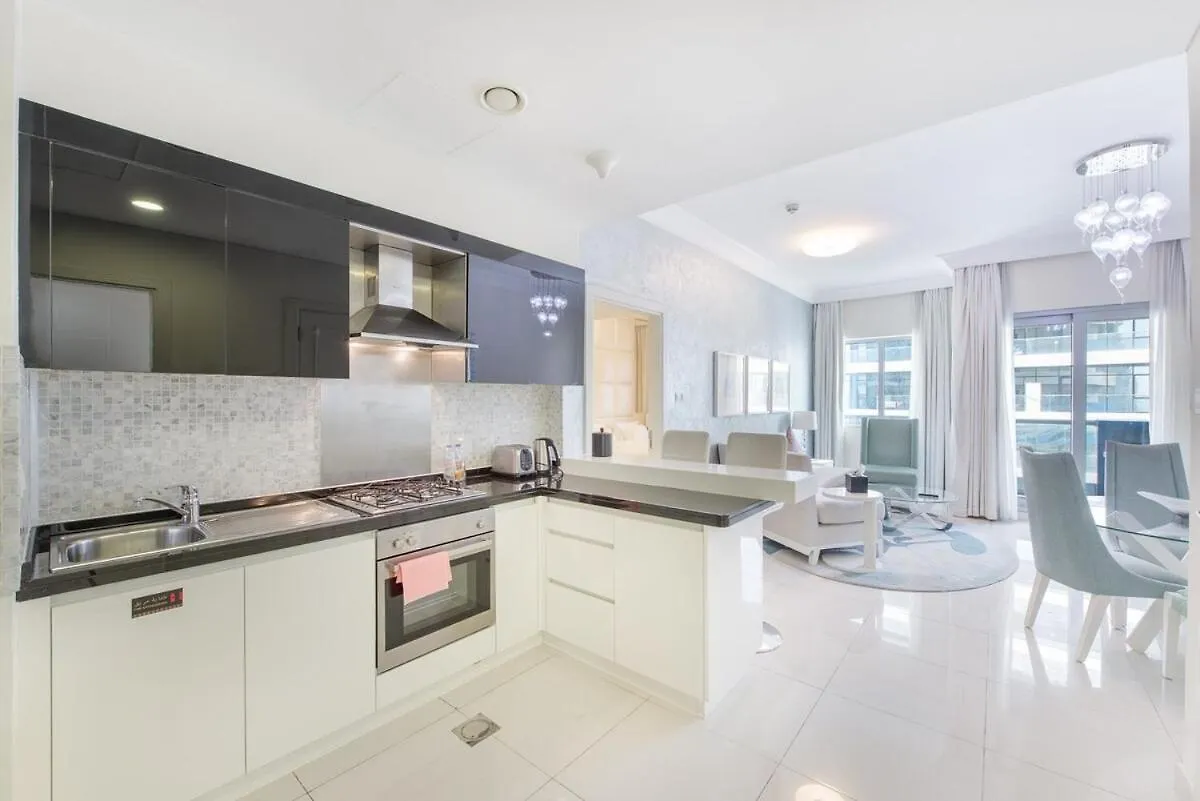 Exceptional 1Br With Canal Views In Downtown Dubai Lägenhet